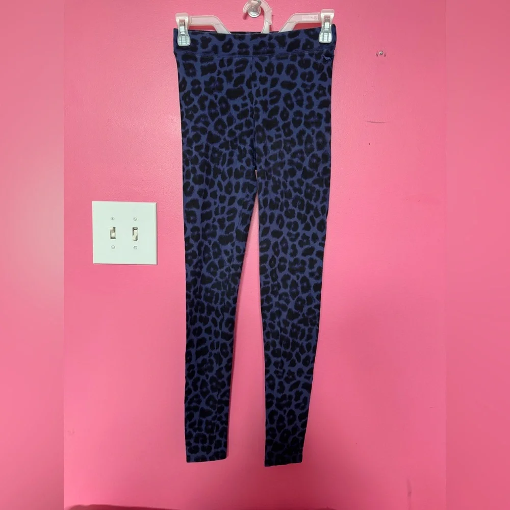 PINK Victoria's Secret Blue Leopard Leggings - Picture 1 of 3